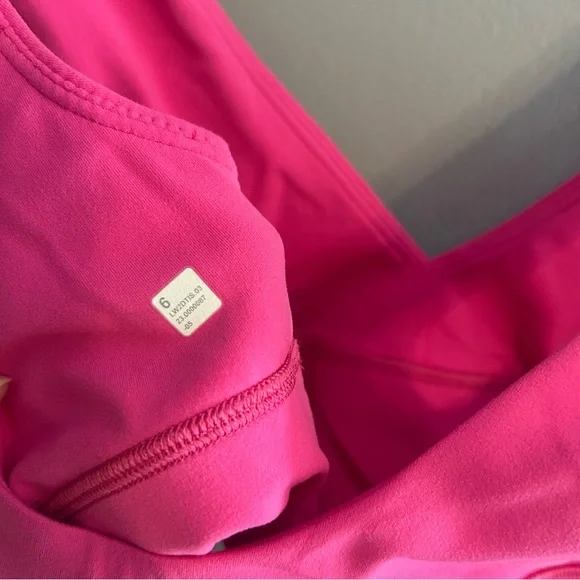 Lululemon Align V-Neck Bra - Light Support 💖 - Picture 9 of 9